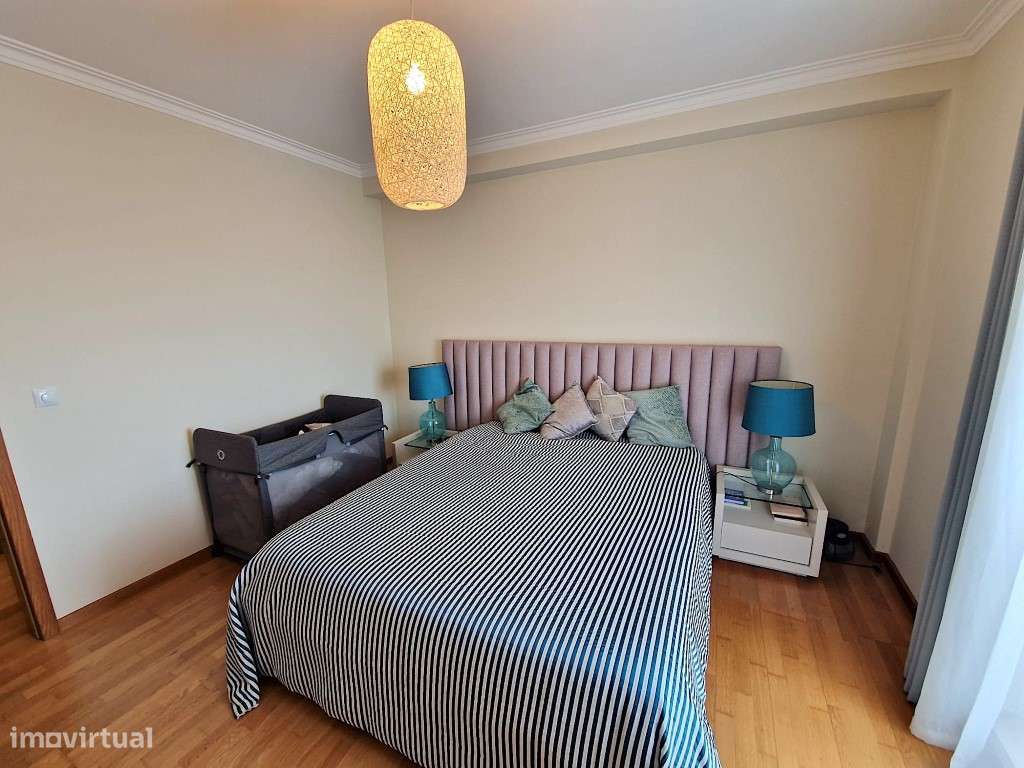 Apartamento T3 em Sesimbra com boas áreas-14