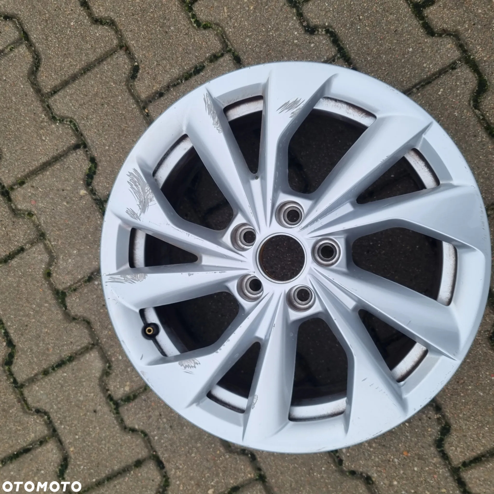 FELGA VW POLO VI 2G 6,5x16 ET47 5x100 ŚRODEK 57 MM  ORYGINAŁ - 8