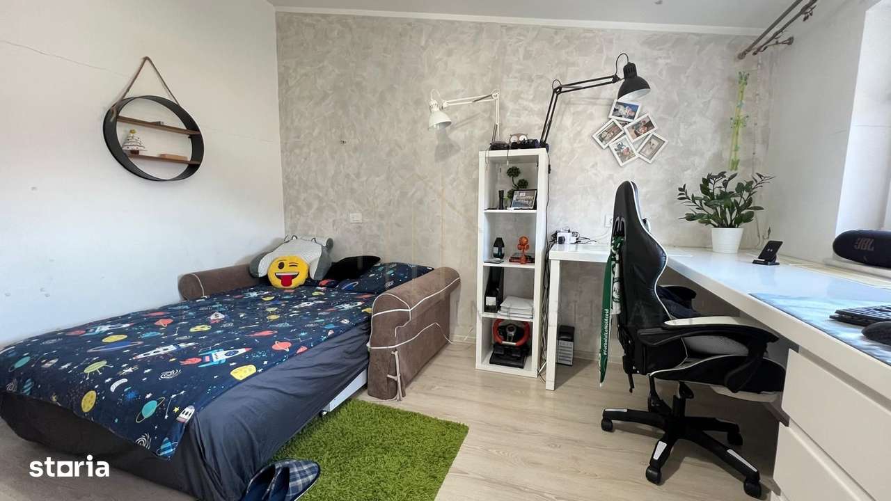 Casa de vanzare in Onesti-11