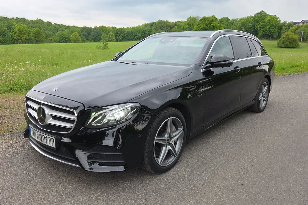 Mercedes-Benz E W213 300 de 9G-TRONIC AMG Line 2019