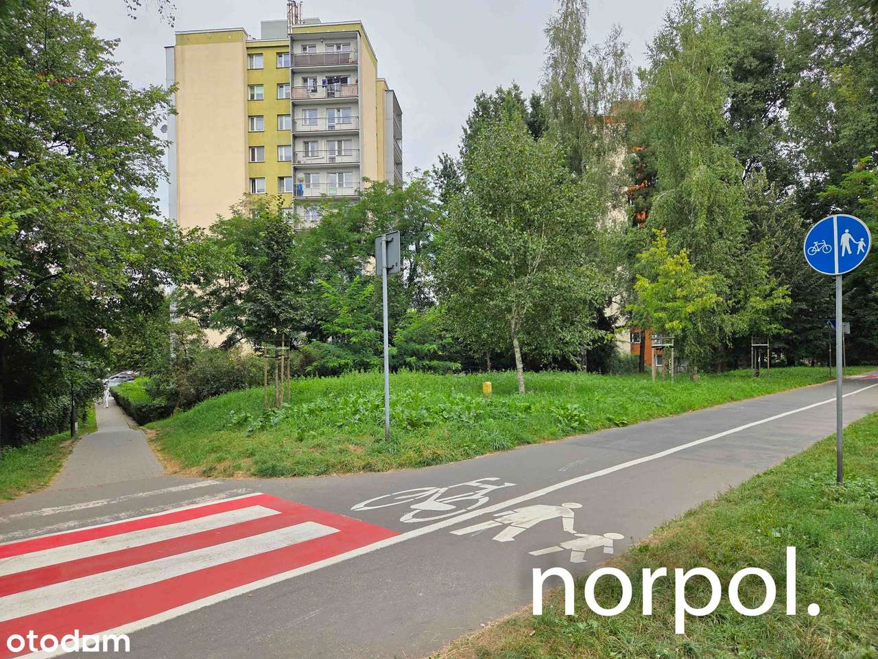 3 niezależne pokoje, osobna kuchnia, łazienka, toaleta, balkon-15