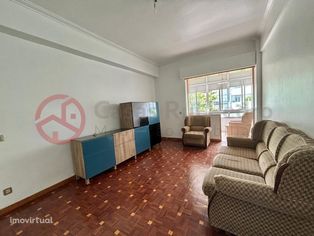 Apartamento T2 com arrecadação, no Ba...