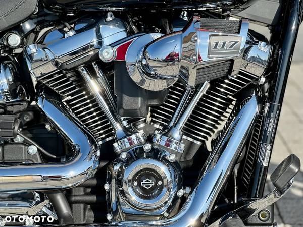 Harley-Davidson Softail Breakout - 6