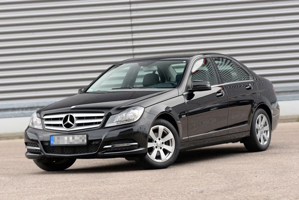 Mercedes-Benz C W204 180 BlueEFFICIENCY Avantgarde 2011