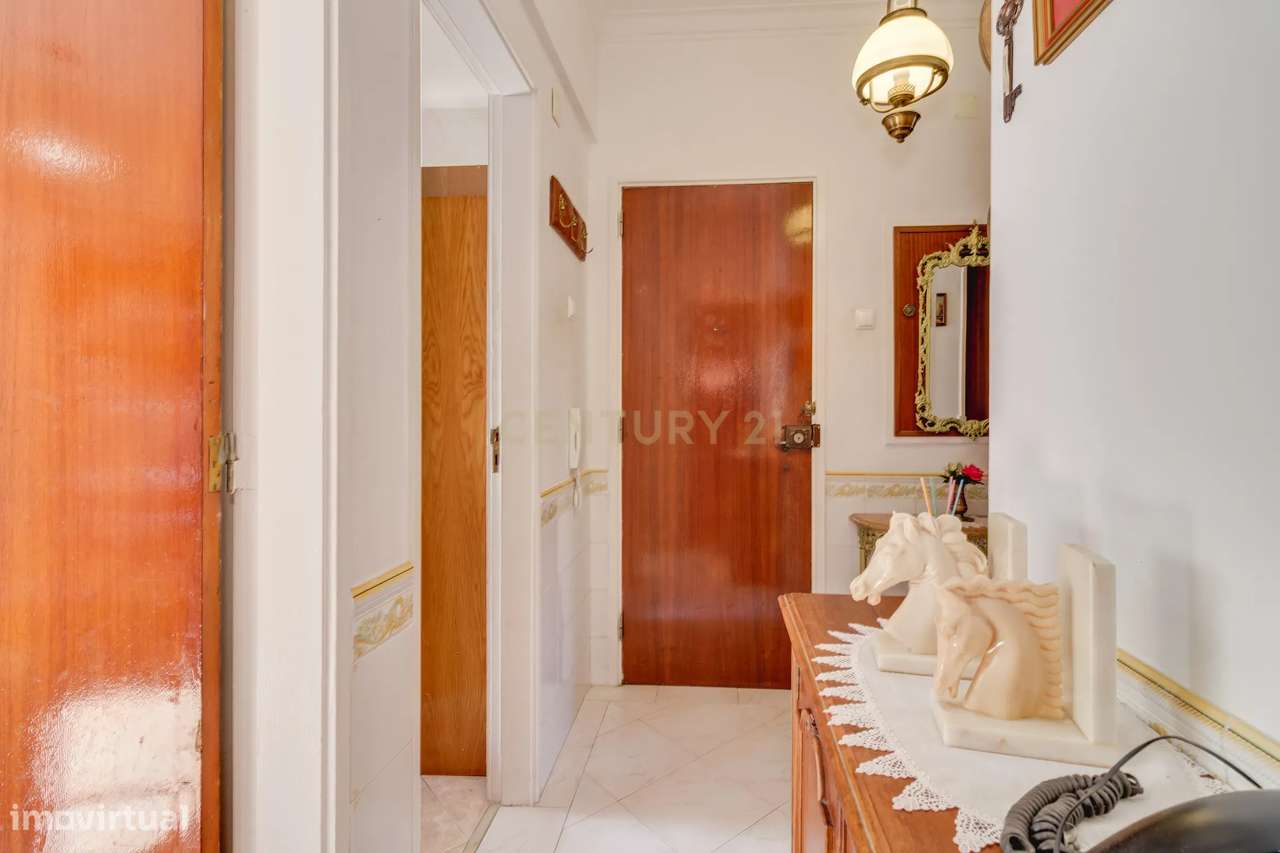 Apartamento T2+1 em Sacavém, Loures-15