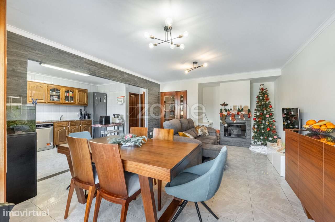 Apartamento T3 em Avintes, com vista rio Douro - Grande imagem: 2/25