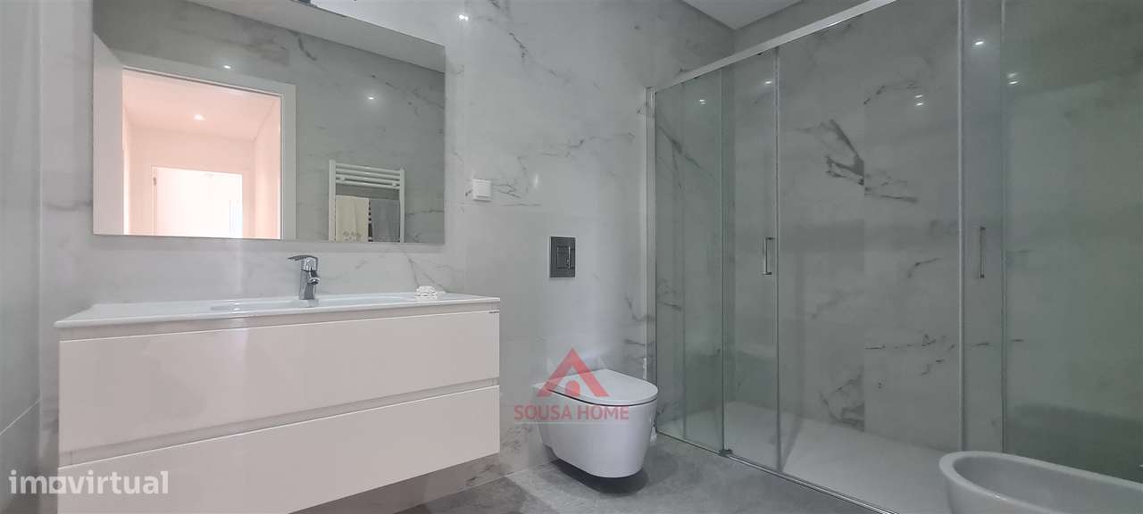 Apartamento T3 - Terraço c/ churrasqueira / Garagem - Grande imagem: 4/31