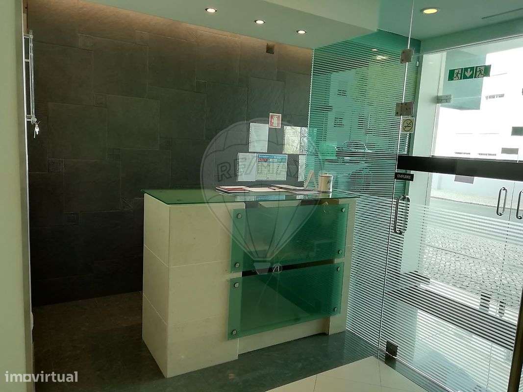 Loja  para arrendamento - Grande imagem: 2/11