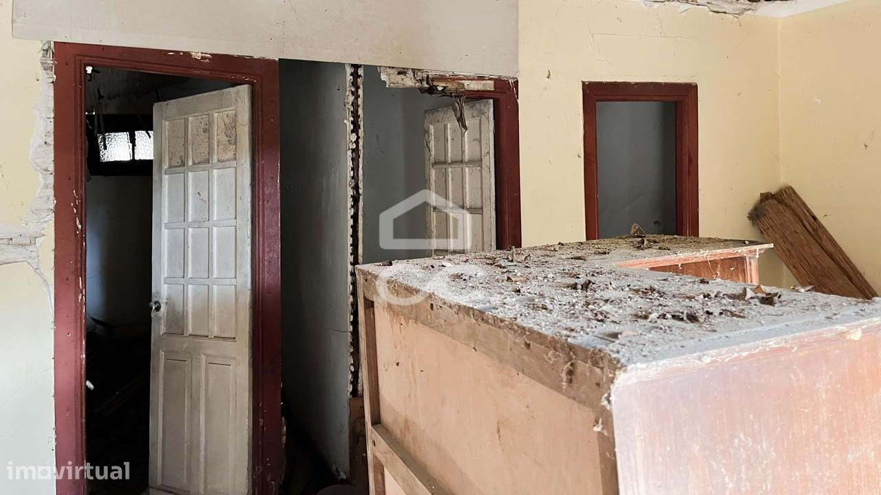 Moradia T5 com jardim, piscina e garagem na Foz Velha – Projeto de rec-15