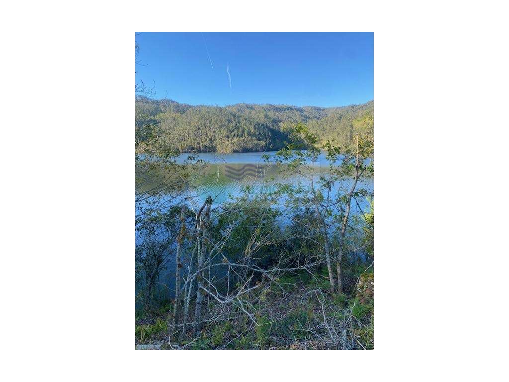 BELÍSSIMO TERRENO | FORNELO - Grande imagem: 2/18