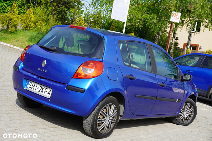 Renault Clio 1.5 dCi Alize - 5