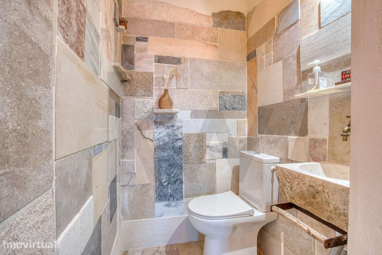 Quintinha com moradias T2 e T1 e Atelier para venda em Matas, Lourinhã - Grande imagem: 5/44