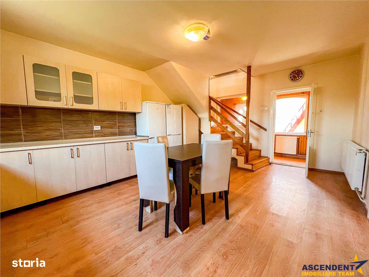 FILM+Tur 3D!Oaza de liniste:doua resedinte pe 1.900mp  teritoriu verde - Imagine principală: 2/20