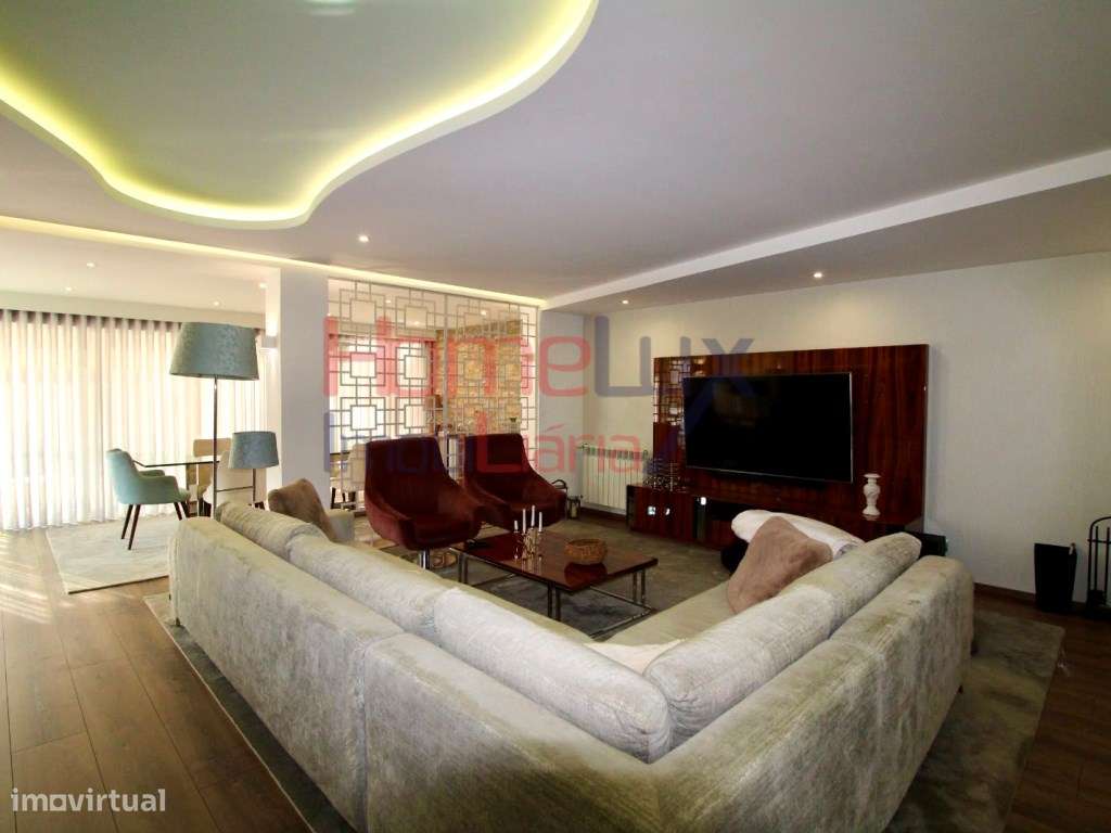 Moradia T3 na Quinta das Luzes-16