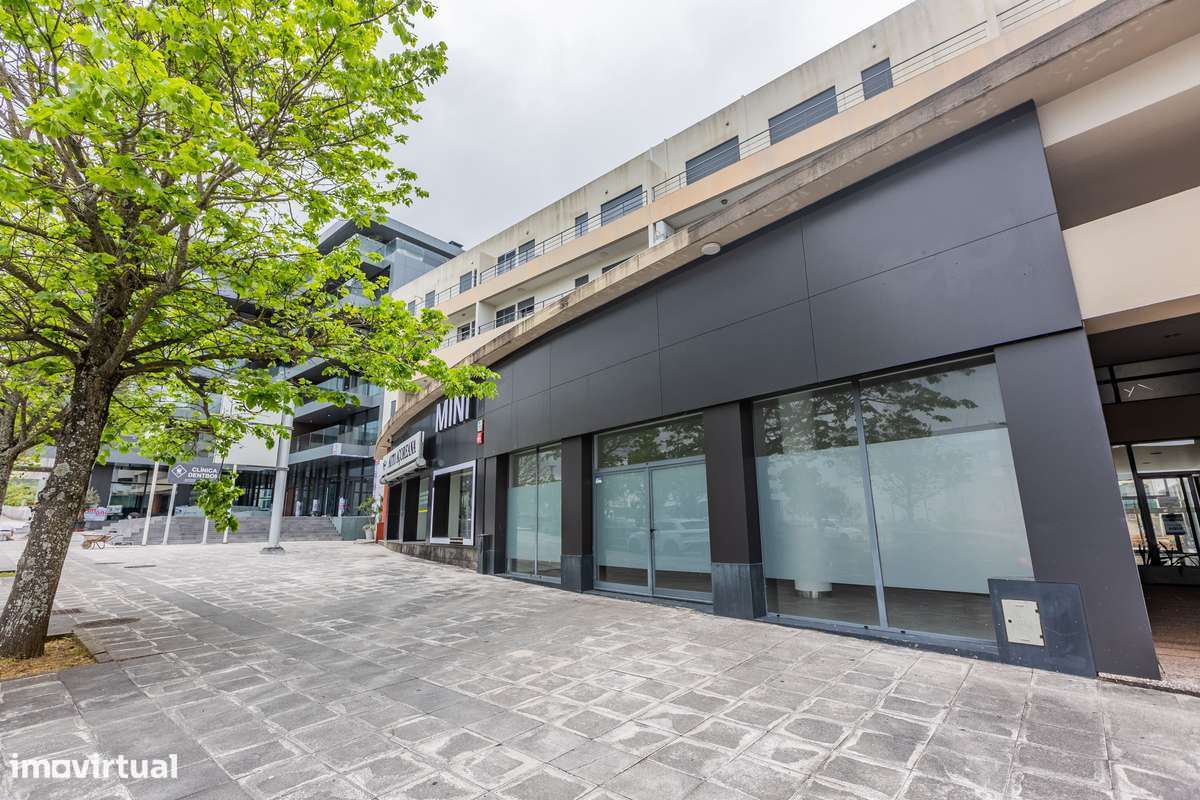 Loja na Avenida Natália Correia - Grande imagem: 4/18