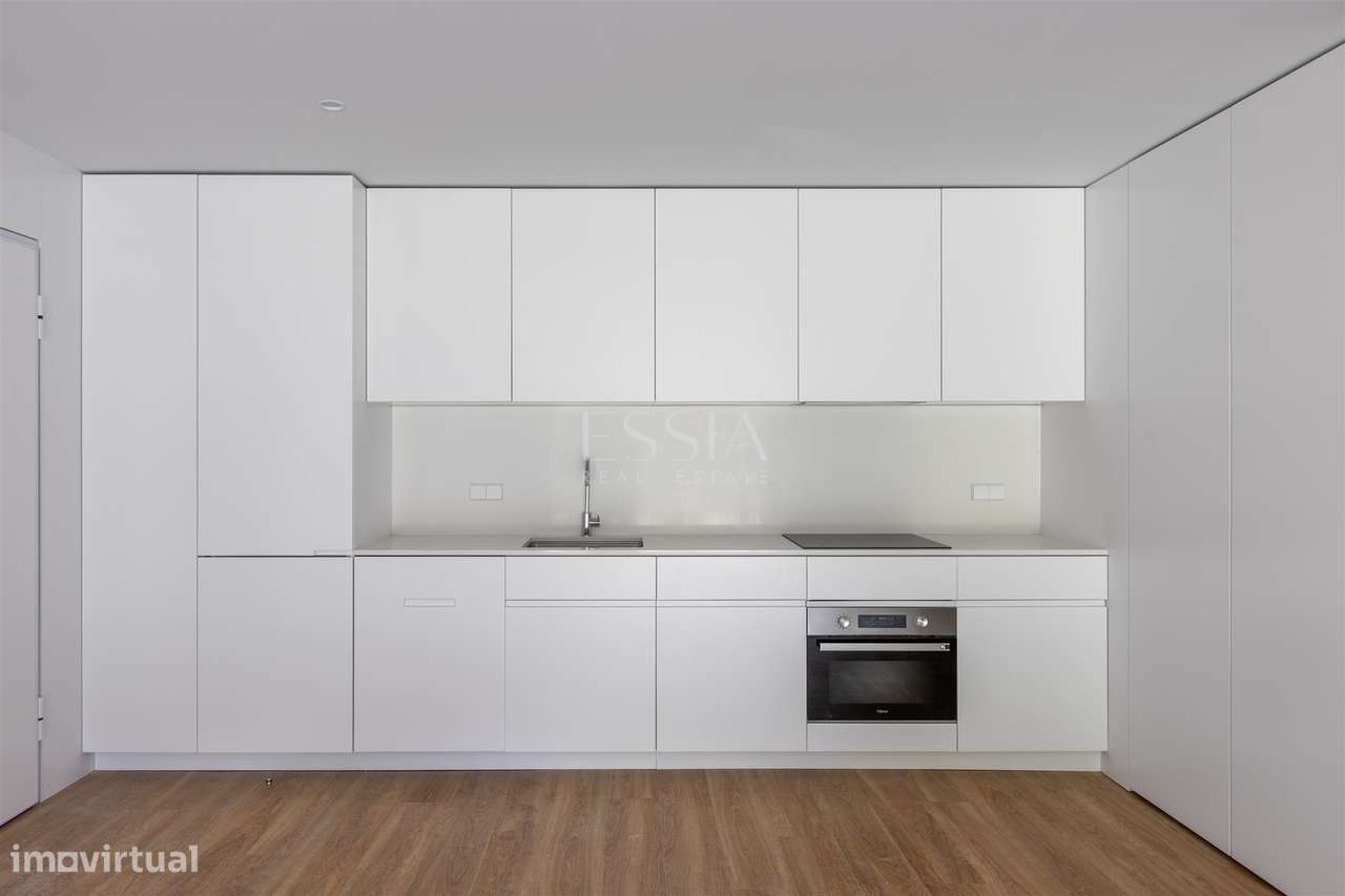 T2 Varanda Garagem Porto | T2 Novo Antas | Apartamento Metro Nasoni - Grande imagem: 5/18