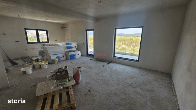 Casa Individuala Intabulata cu 700 mp de curte, in Cristian-11