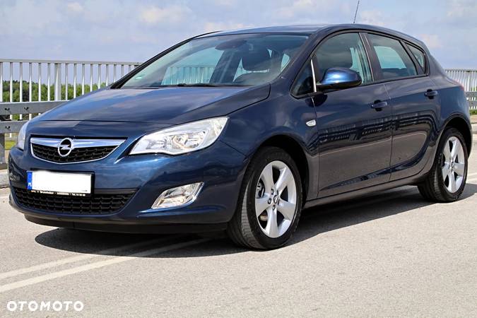 Opel Astra - 4