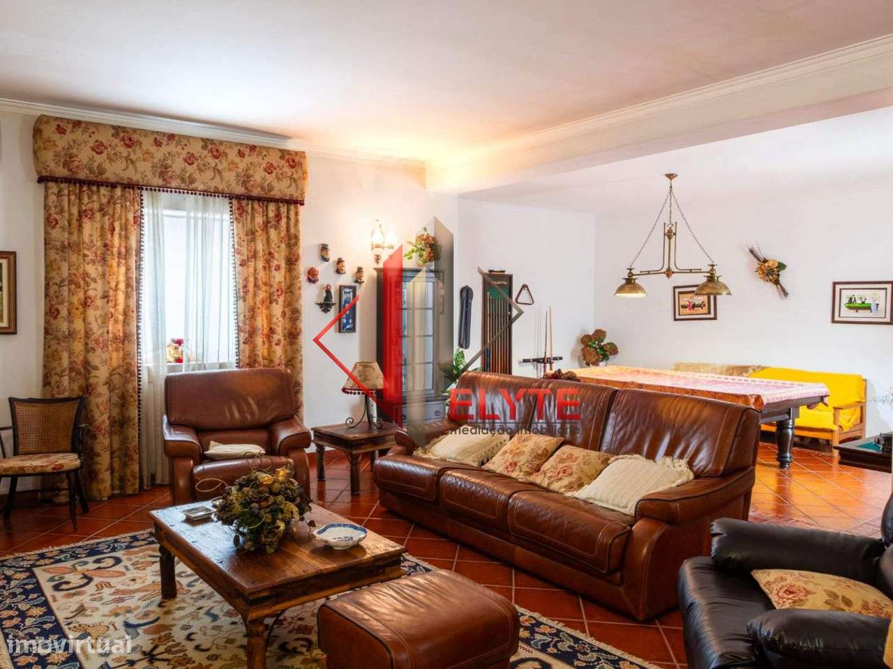 Moradia T7 no centro de Samora Correia-10