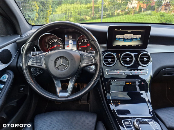 Mercedes-Benz GLC 300 4Matic 9G-TRONIC - 14