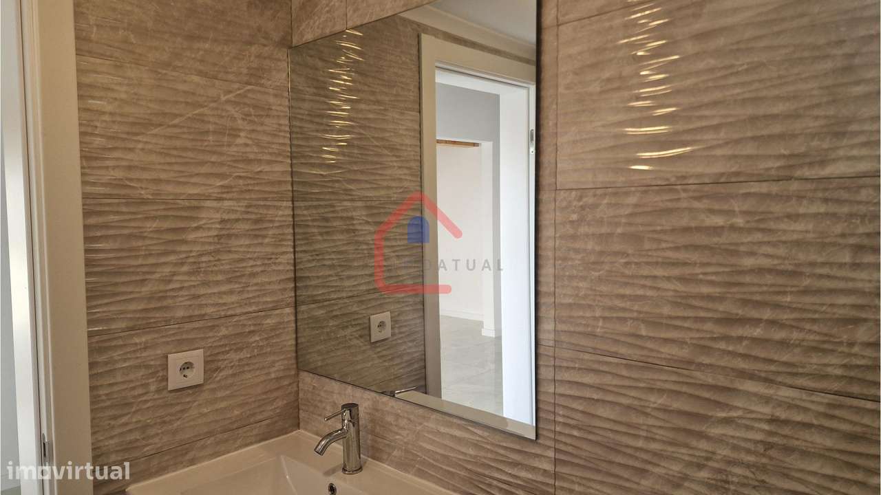 Moradia Isolada T3 em Sesimbra-9