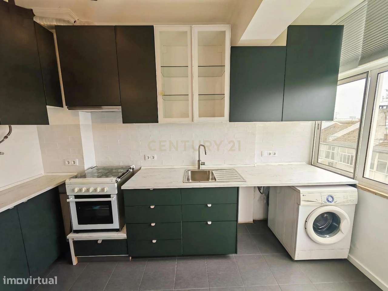 Imóvel T2 totalmente remodelado a estrear no Bairro Santos/Avenidas No-6