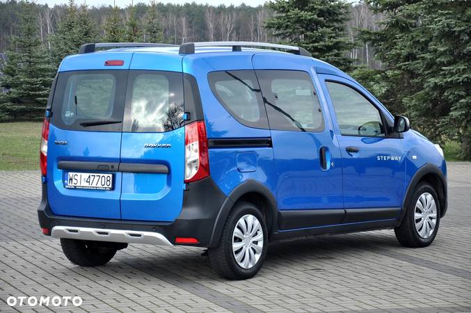 Dacia Dokker TCe 115 Stepway Celebration - 11