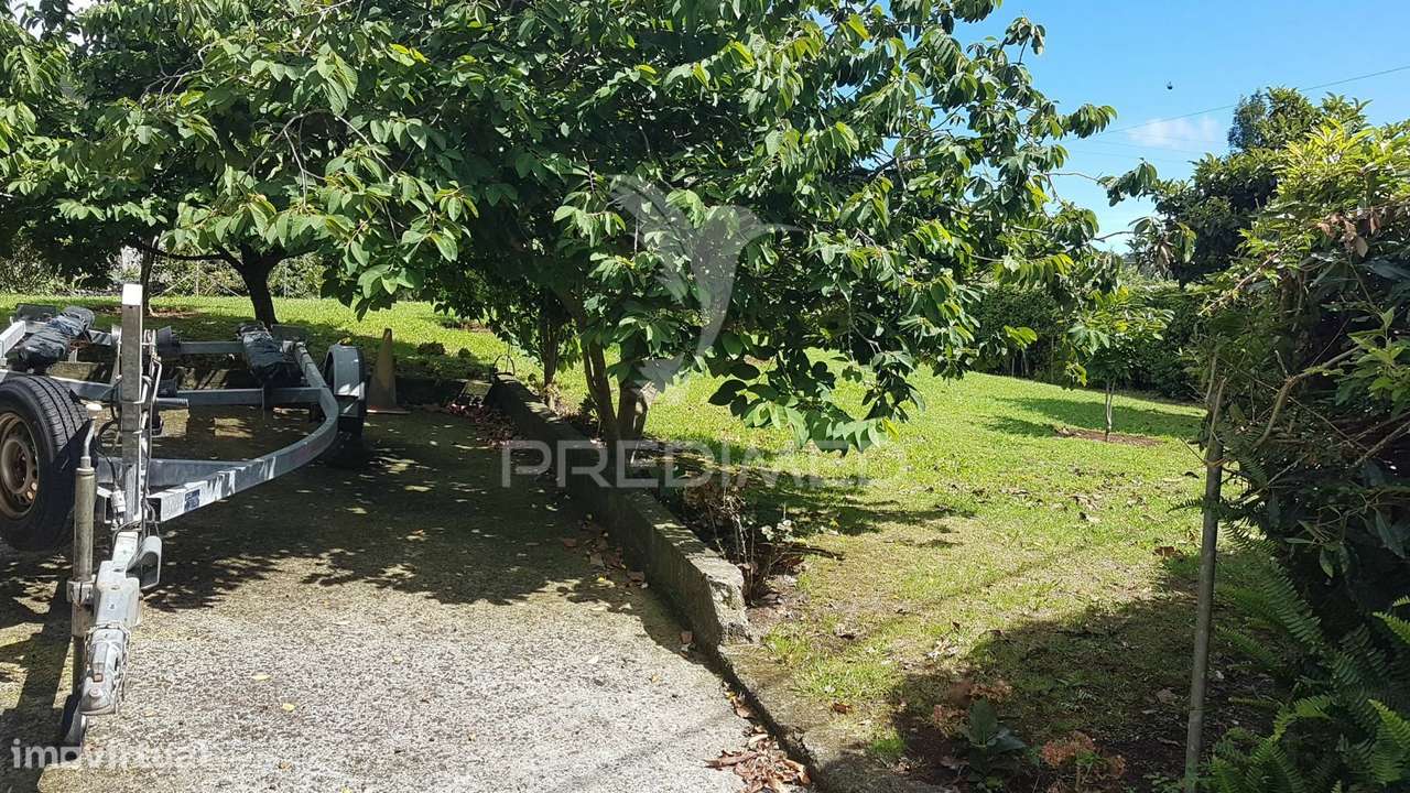 Refúgio Rural com Pomar e Casa de Apoio - Grande imagem: 2/18