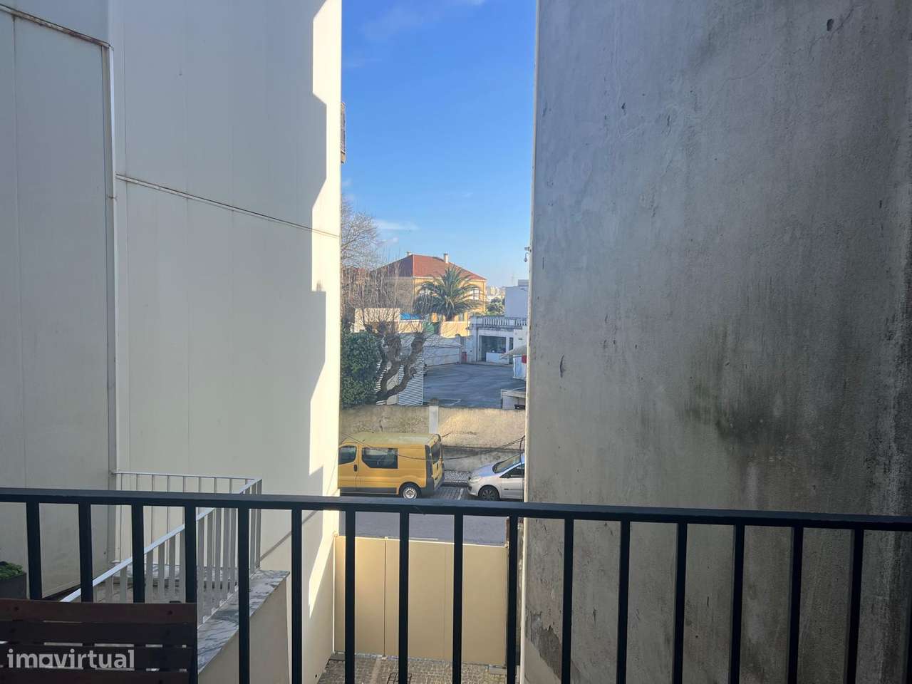 T0 luxuoso, mobilado e equipado, no centro-14