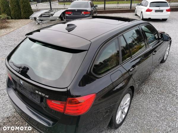 BMW Seria 3 330d Advantage sport - 36