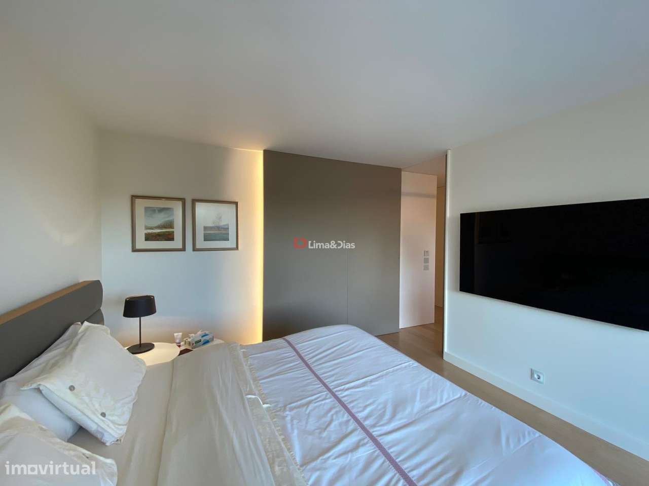 Moradia de Luxo T-3 à praia da Madalena-21