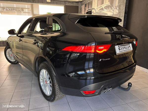 Jaguar F-Pace 2.0 i4D Pure - 4