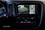 Mitsubishi Outlander 2.0 4WD Plug-In Hybrid Top - 25