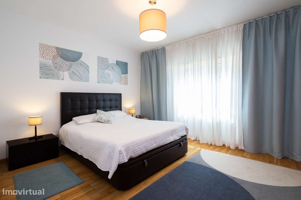 Descubra o Lar Perfeito: Apartamento T3 com Piscina e Jardim em Condom-12