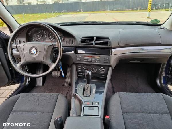 BMW Seria 5 520i - 19