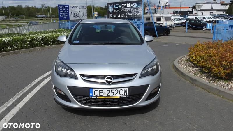 Opel Astra - 10