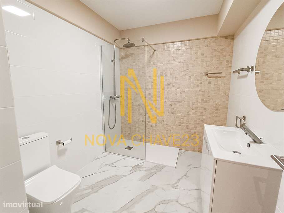 Apartamento T2 Totalmente Remodelado na Rinchoa – 91 m² | 6.º Andar-8