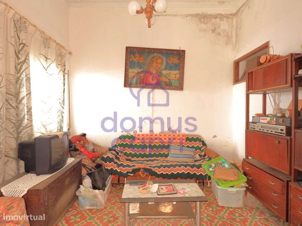 Moradia T2 com quintal para Recuperar em Fuzeta - Grande imagem: 3/27