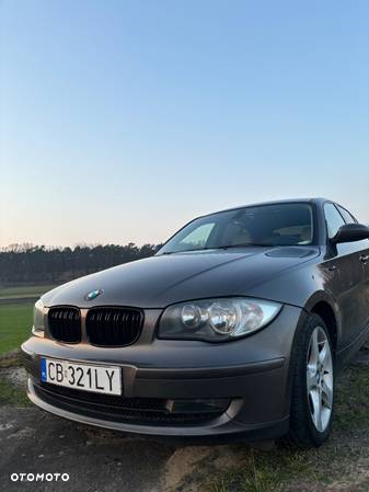 BMW Seria 1 118d - 9