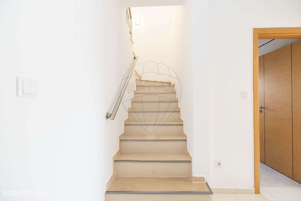 Moradia T5 para venda-33