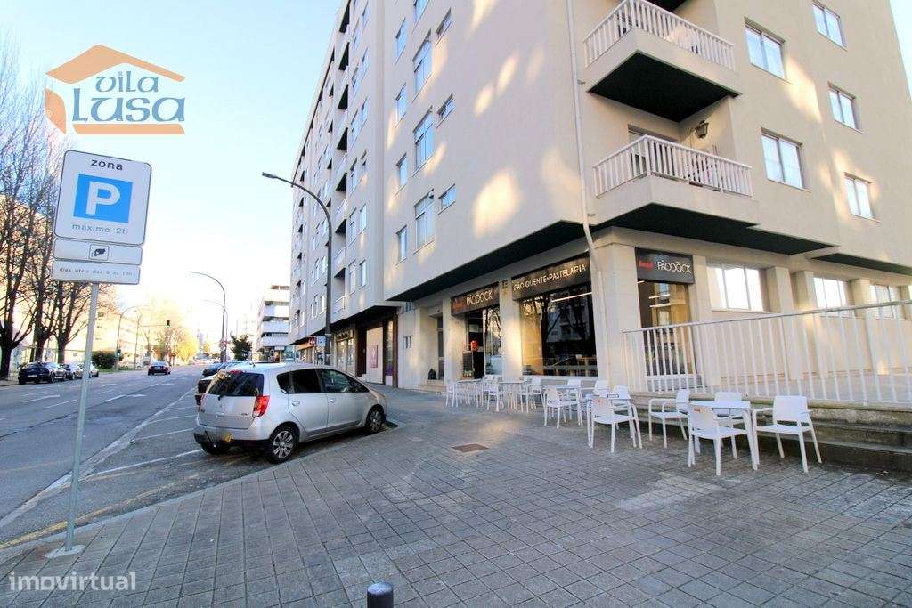 Trespasse de Confeitaria Pão Quente com fabrico Centro do Porto - Grande imagem: 2/24