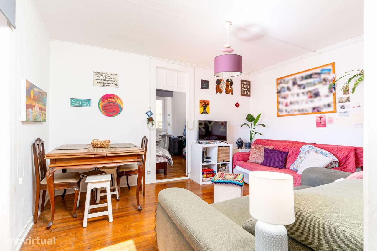 Apartamento T3 em Alfama – Autenticidade, História e Charme Lisboeta-12