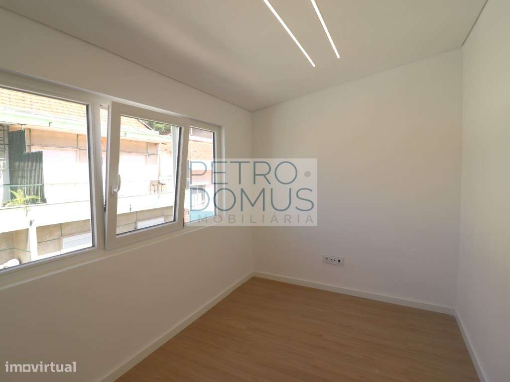 T2+1 EM PRÉDIO TOTALMENTE REMODELADO - ALMADA - VISTA CRISTO REI-30