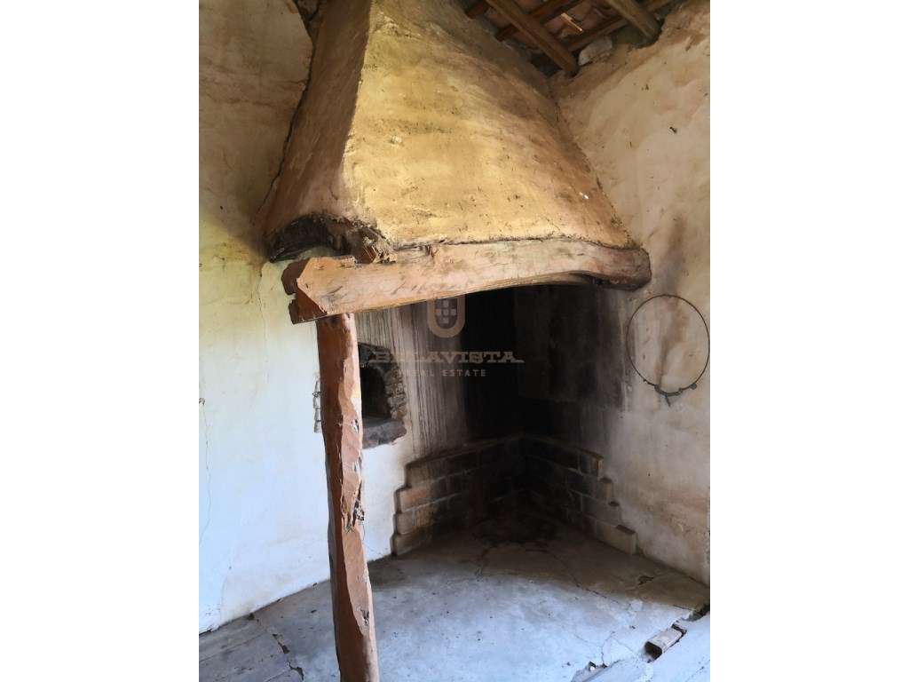 Oportunidade moradia T2 no campo - Freixianda-5