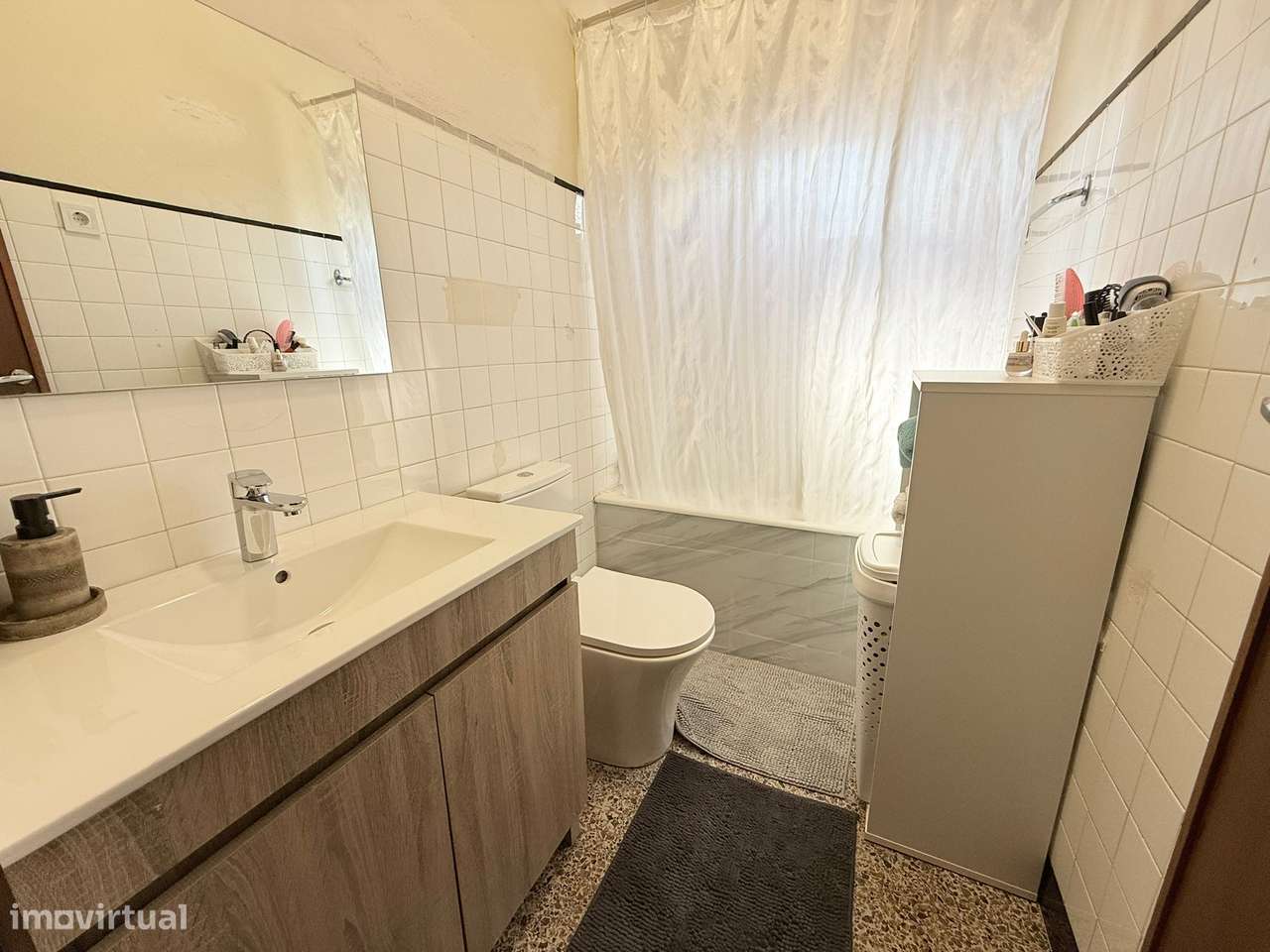 Moradia T3 | Box 2 Carros | Jardim | Exclusivo-10