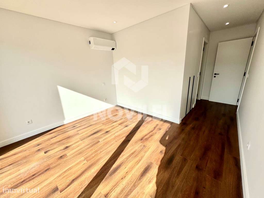 Moradia T3 em condomínio Fechado no centro de Leiria.-22