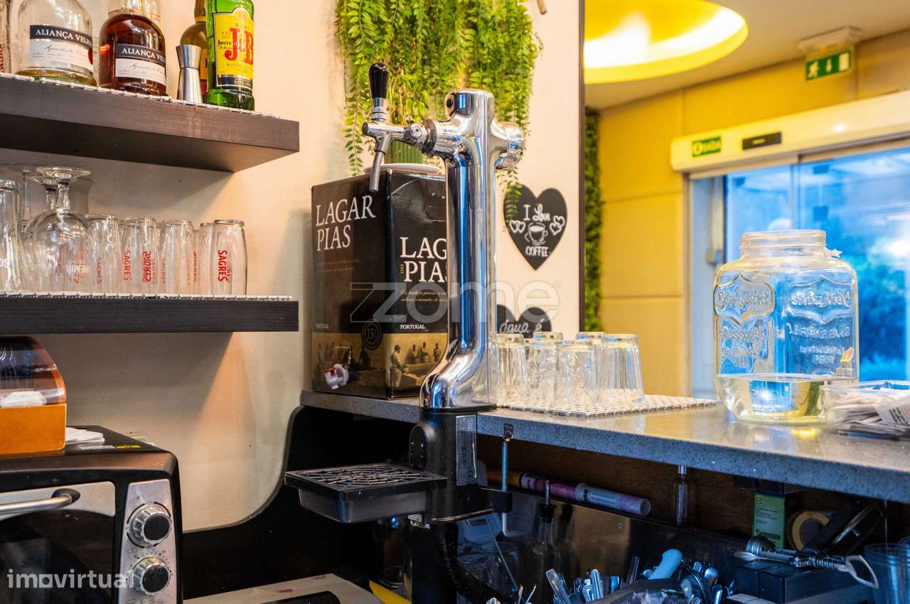 Espaço Comercial para Trespasse em Algés–Miraflores-15