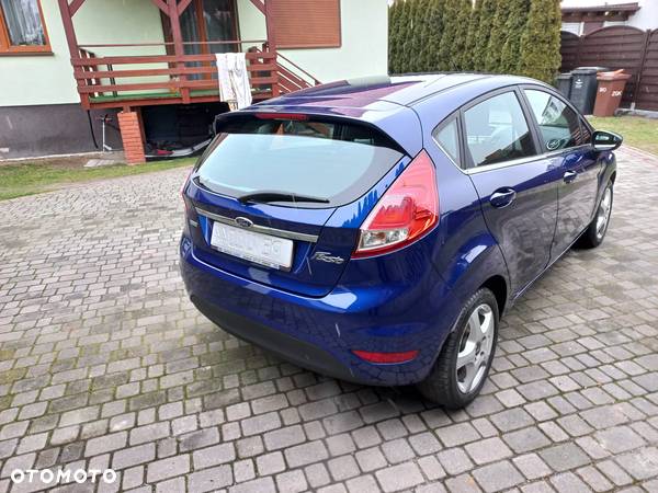 Ford Fiesta - 5