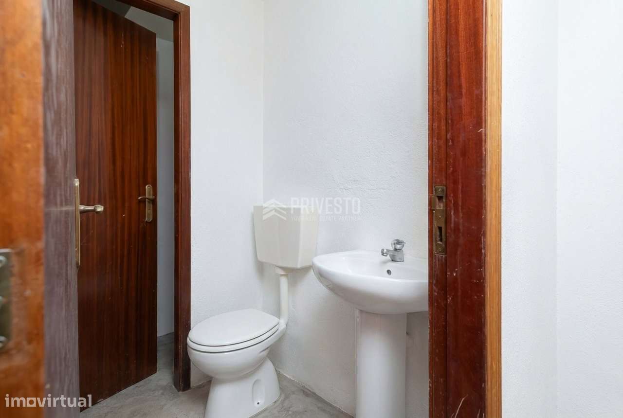 Garagem com Acesso Direto à Rua em Agualva-Cacém-7