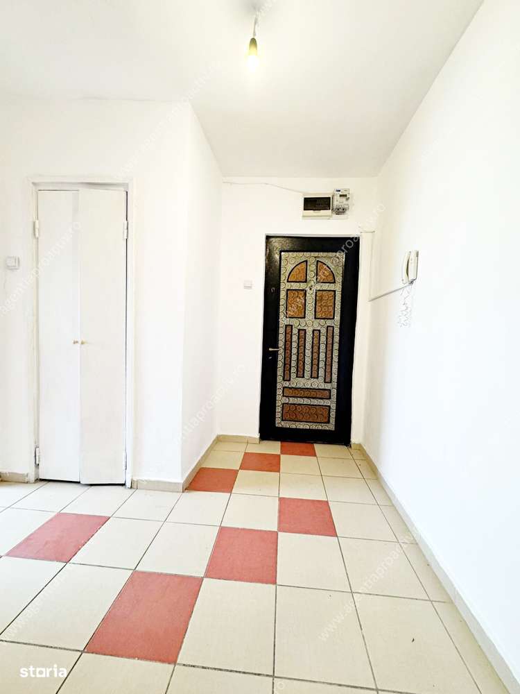 Apartament cu 3 camere, în cartierul Micro 16, 70 mp.-6
